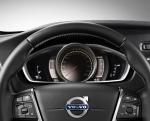 Volvo V40 Cross Country 2012 года